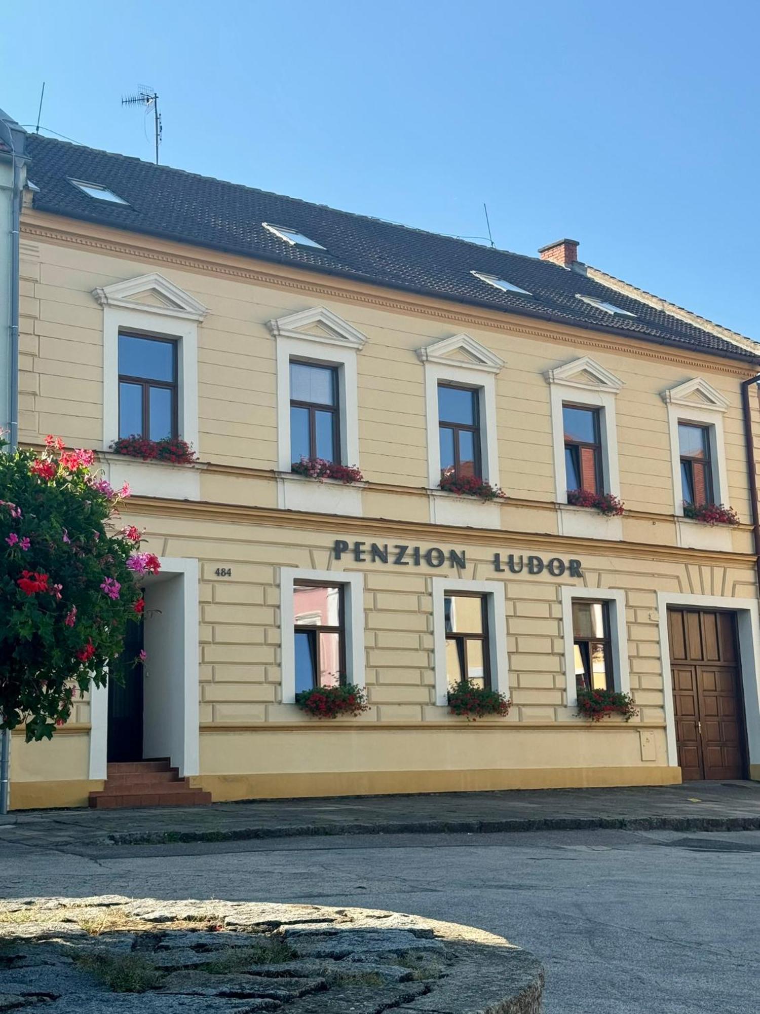 Penzion Ludor Straznice Exterior photo